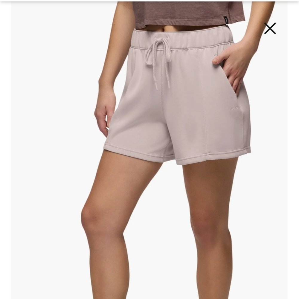Prana Athletic Shorts Tan Beige Color Drawstring And Pockets Women's Size Xs